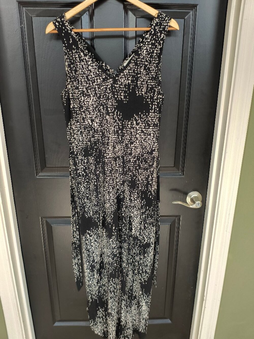 B&W Jumpsuit - Halston (M) - Picture 2 of 4